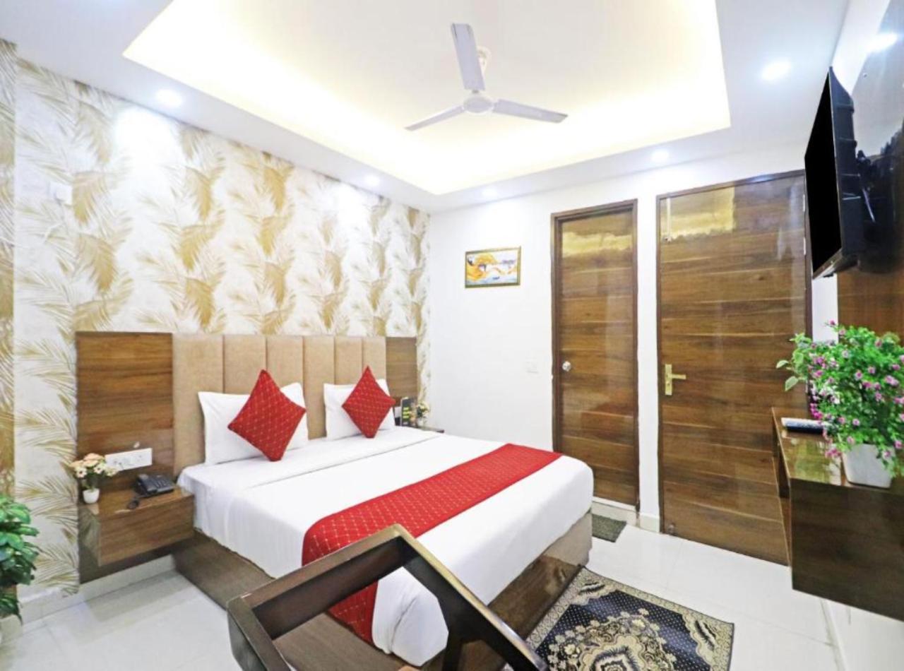 Hotel Vijaydeep Palace Near Delhi Airport Nova Deli Exterior foto